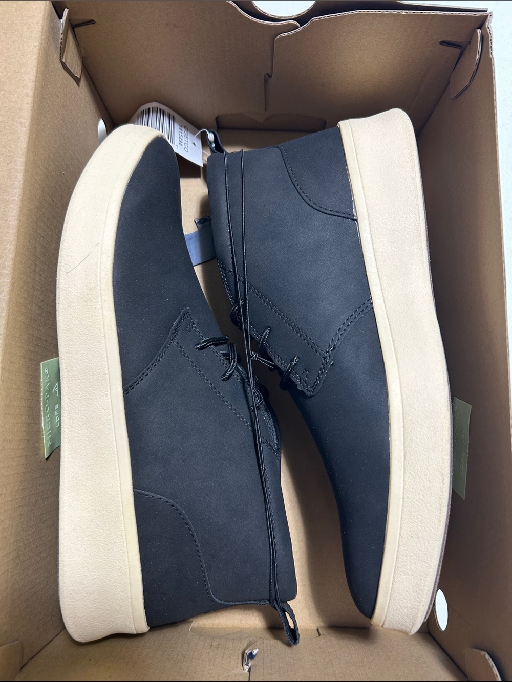 Izod Black Chukka Boots with Cream Sole